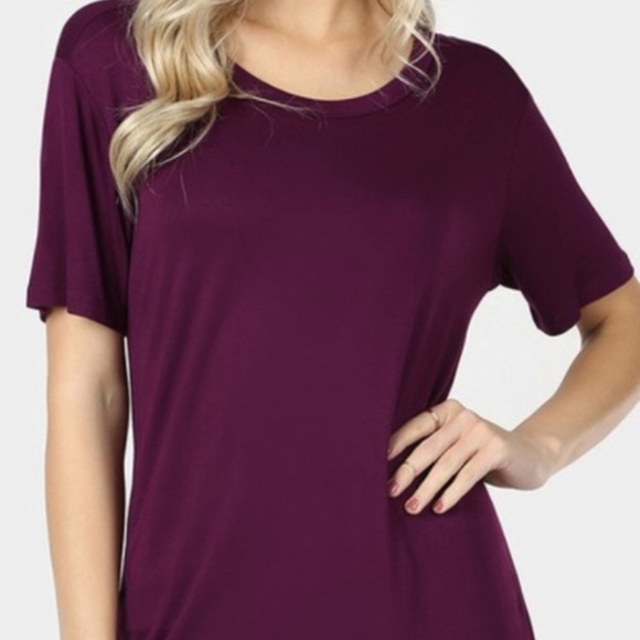 Scoop neck Tee - Picture 2 of 4